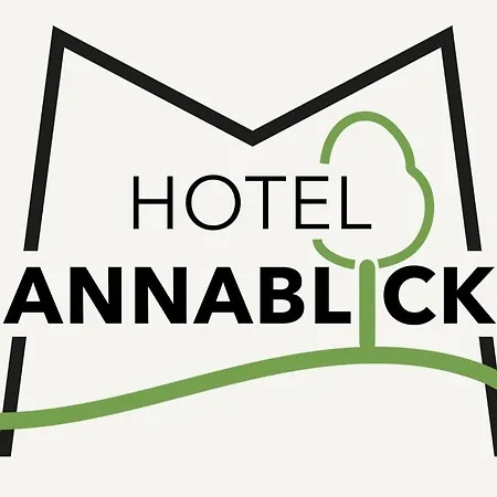 Annablick 3*